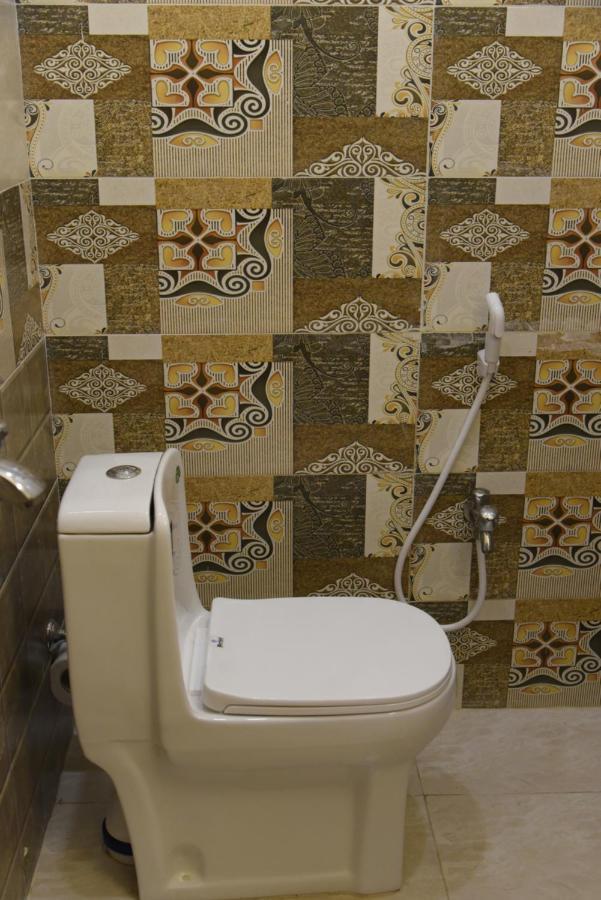 Hotel White Season Gulberg Lahore Buitenkant foto