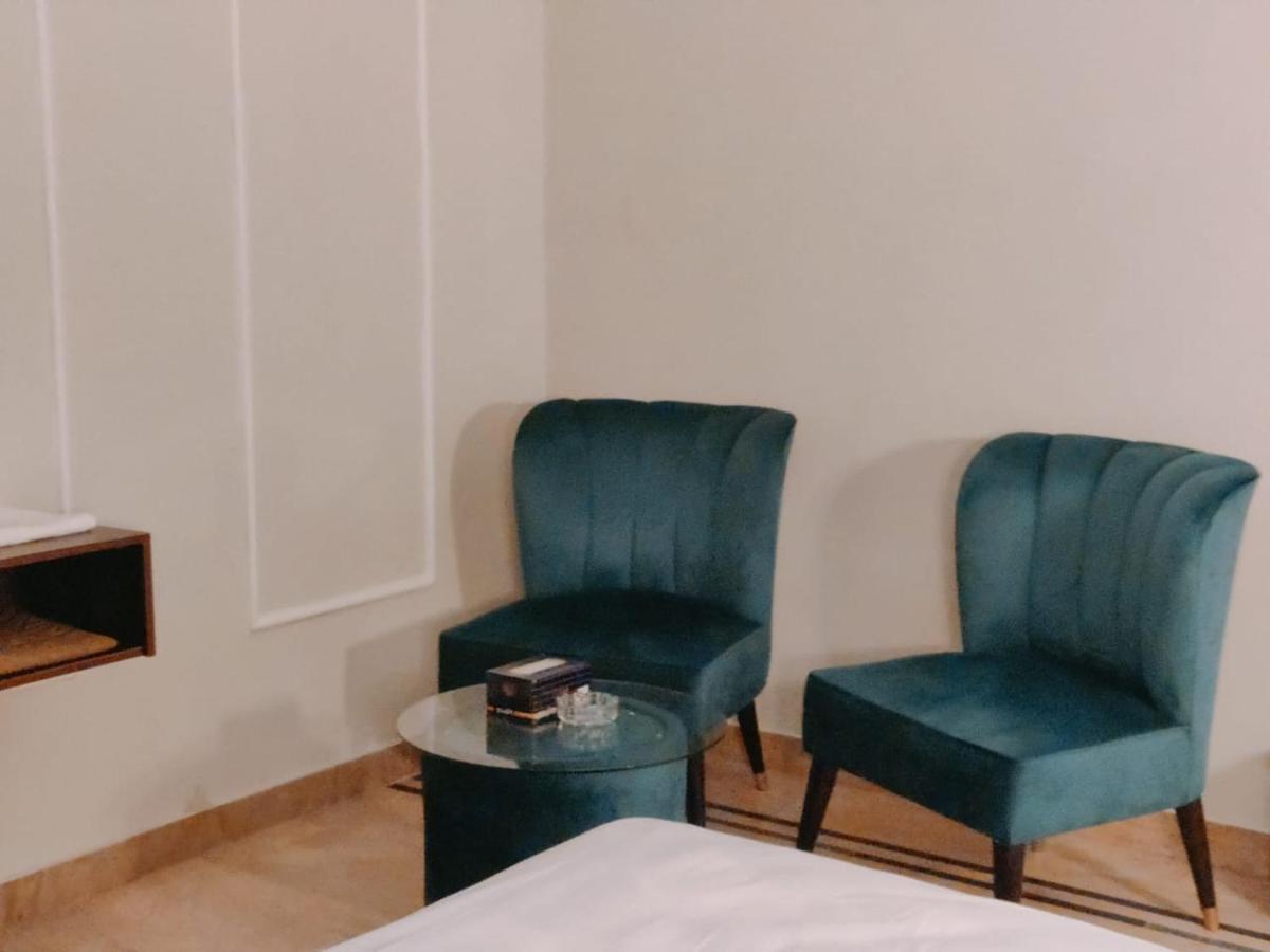 Hotel White Season Gulberg Lahore Buitenkant foto
