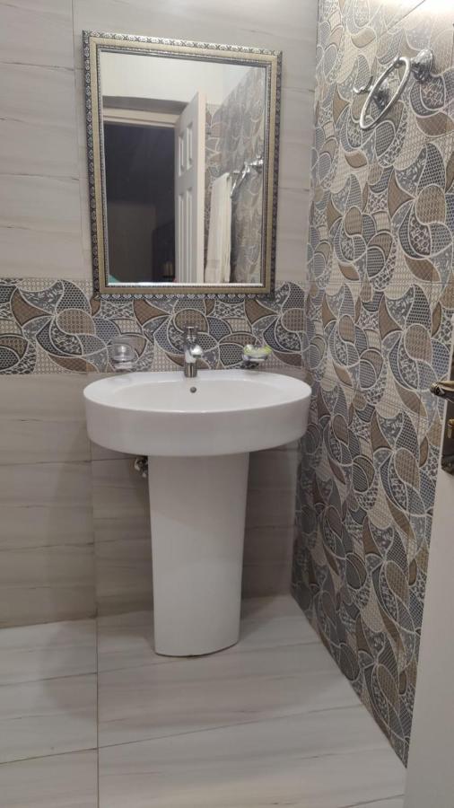 Hotel White Season Gulberg Lahore Buitenkant foto