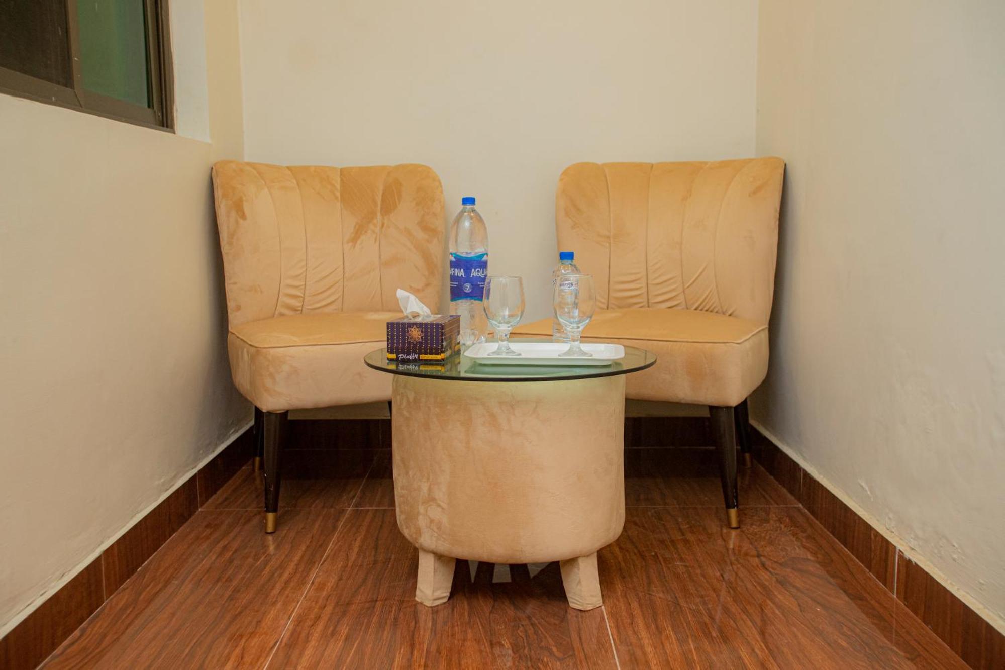 Hotel White Season Gulberg Lahore Buitenkant foto