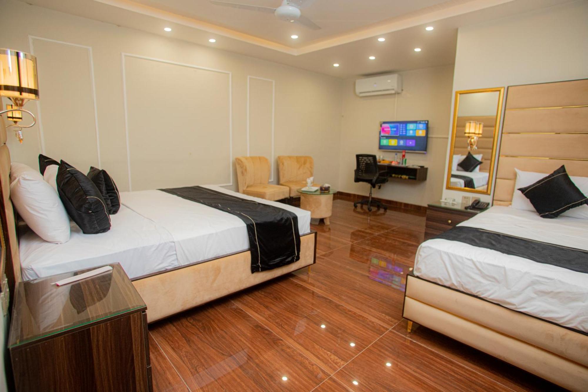 Hotel White Season Gulberg Lahore Buitenkant foto