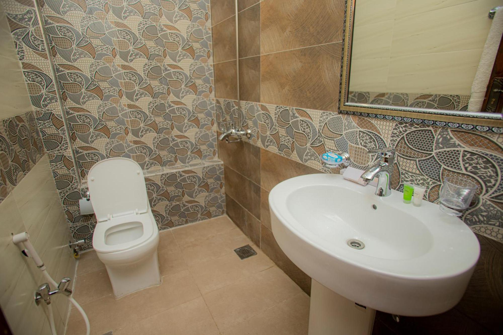 Hotel White Season Gulberg Lahore Buitenkant foto