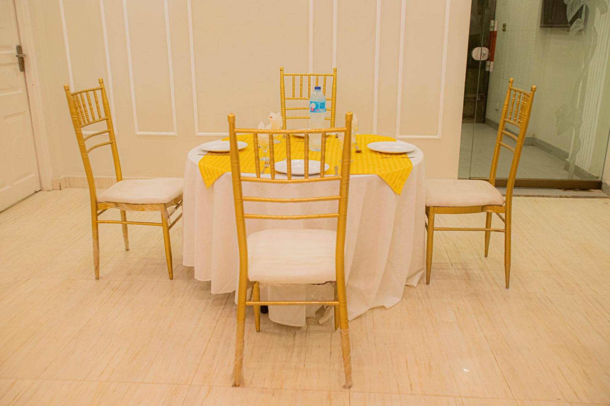 Hotel White Season Gulberg Lahore Buitenkant foto