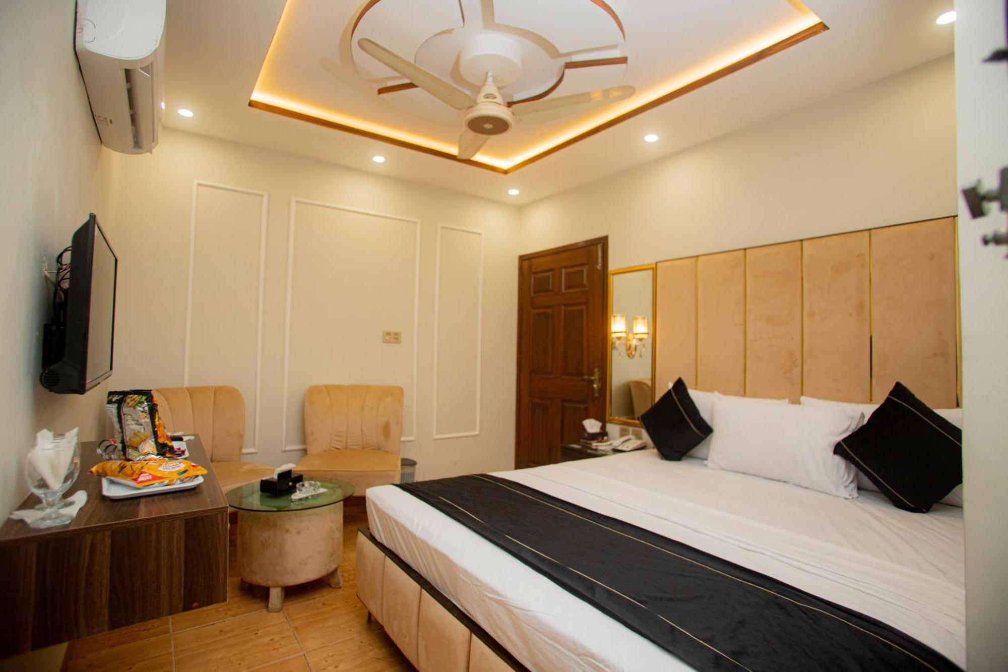 Hotel White Season Gulberg Lahore Buitenkant foto