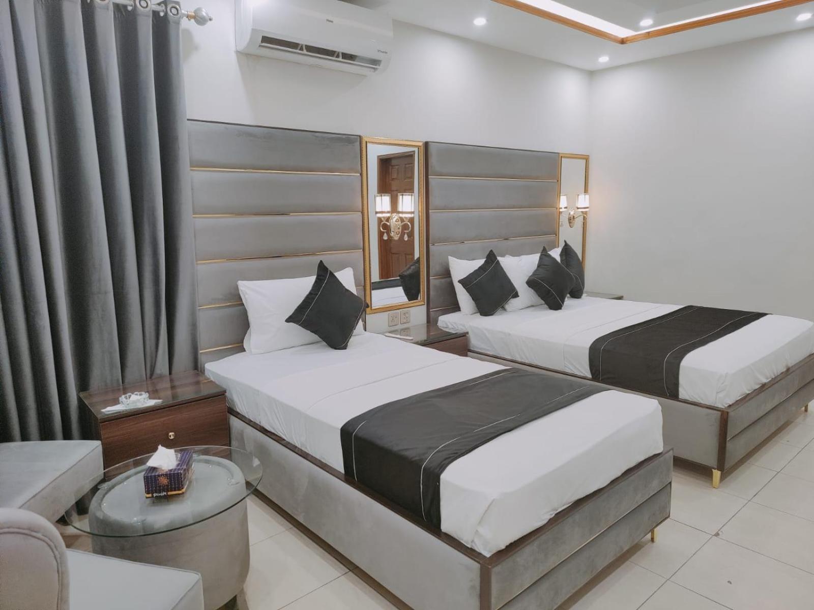 Hotel White Season Gulberg Lahore Buitenkant foto
